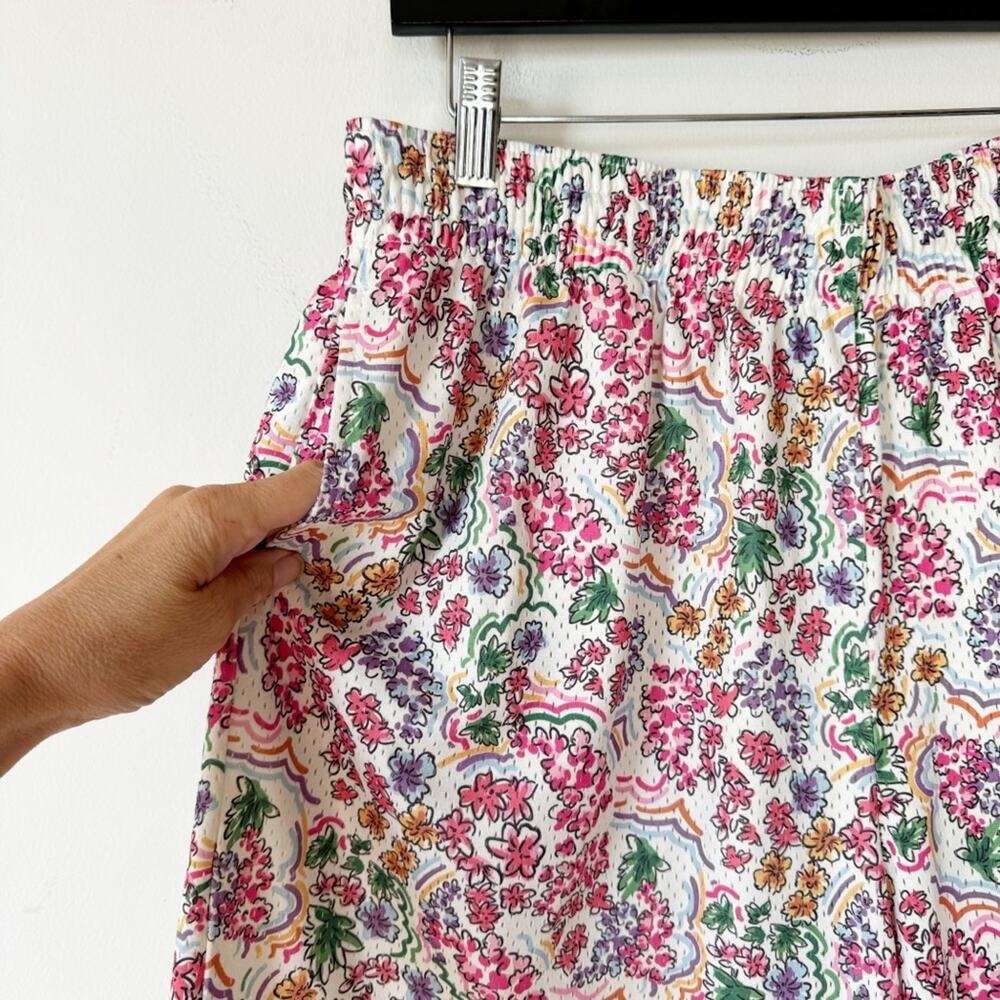 Rare New Era New York Yankees Watercolor Floral Shorts XL - Picture 4 of 8